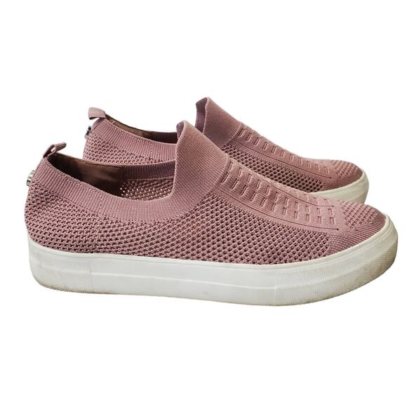 Steve Madden | Daray Stretch Mesh Knit Slip On Sneakers - Picture 1 of 10
